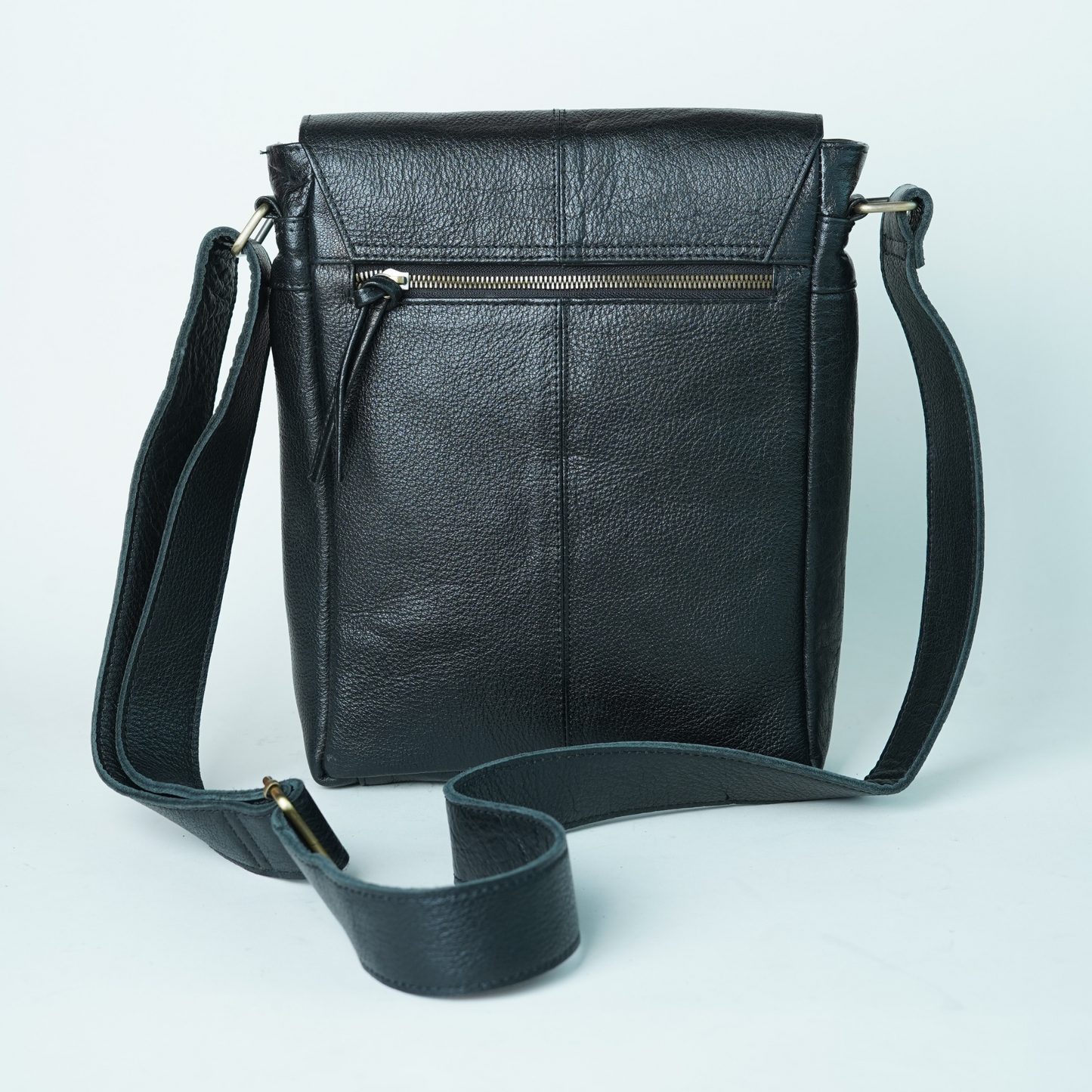 Black Leather Crossbody Bag – Unisex