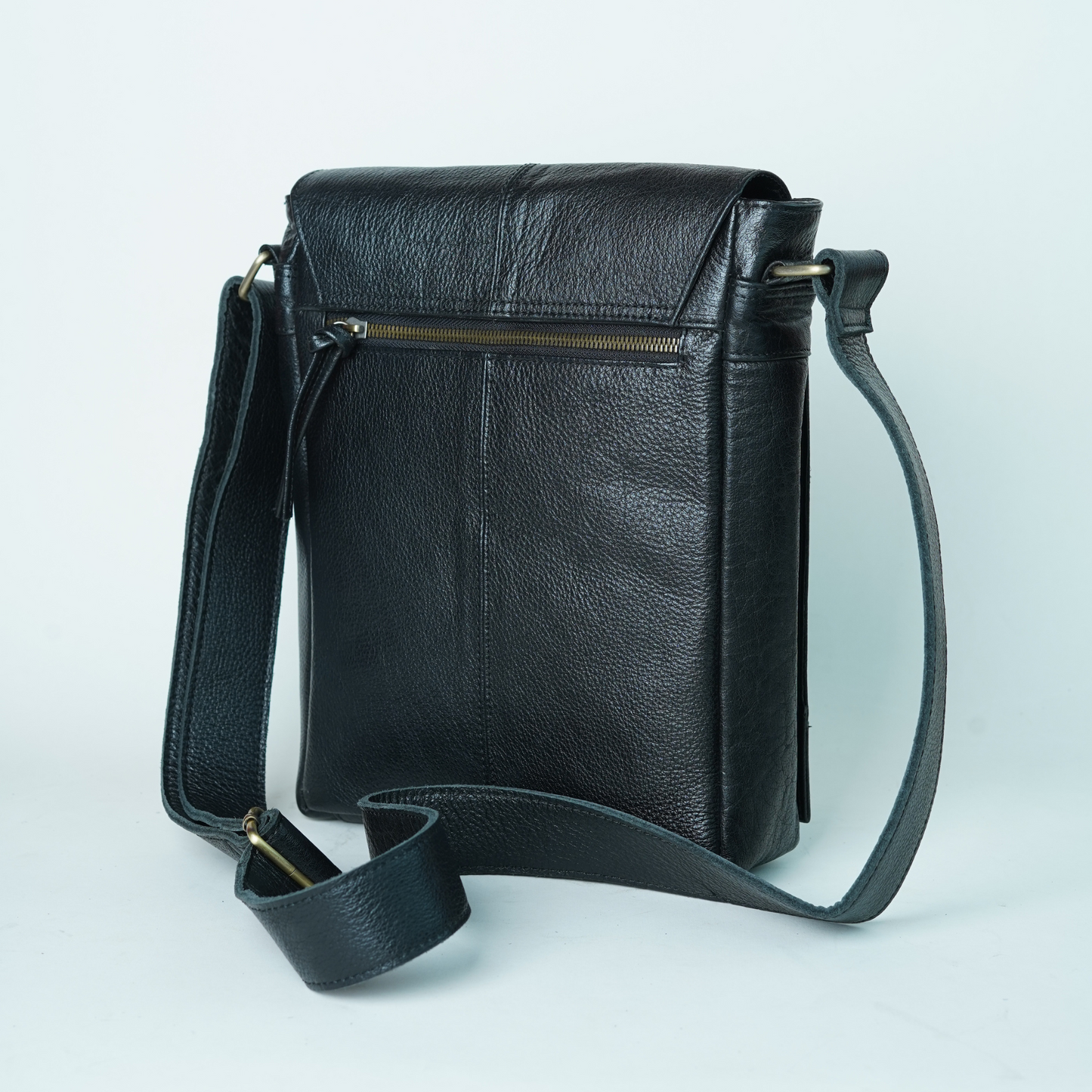 Black Leather Crossbody Bag – Unisex